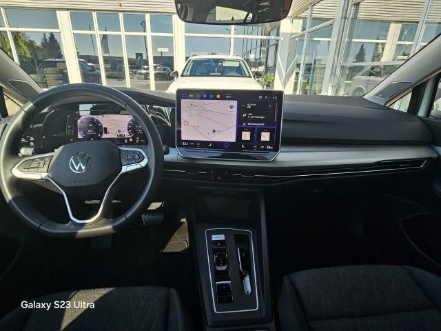 Volkswagen Golf 1.5 eTSI DSG Life Variant