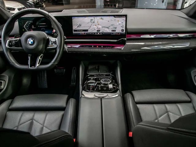 BMW 520 520i M-Sport Touring