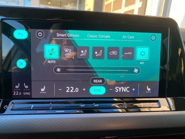 Volkswagen Golf 8 Limo Sondermodell*Active*116TDI,AHV,LED,ACC,Navi