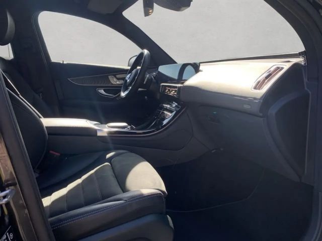 Mercedes-Benz EQC 400