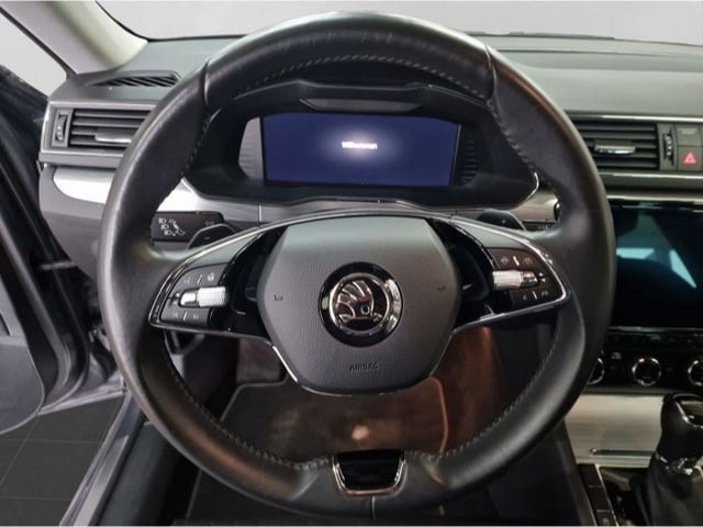 Skoda Superb 2.0 TDI Ambition Combi