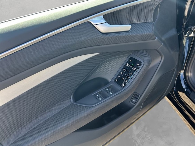 Audi A6 Avant S-Tronic