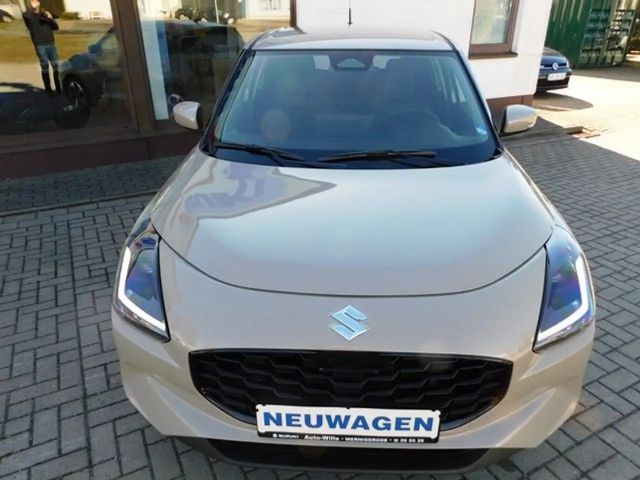 Suzuki Swift 4x2 Comfort DualJet Hybrid