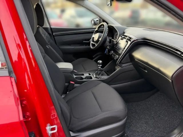 Hyundai Tucson 2WD Pure