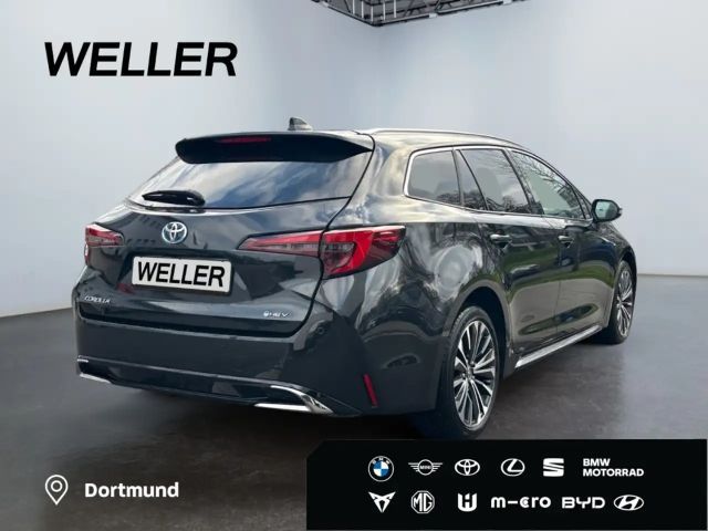 Toyota Corolla Hybride Team D