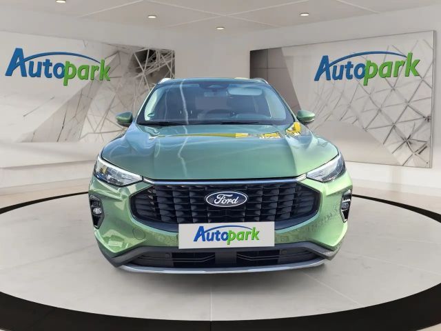 Ford Kuga Hybrid Titanium