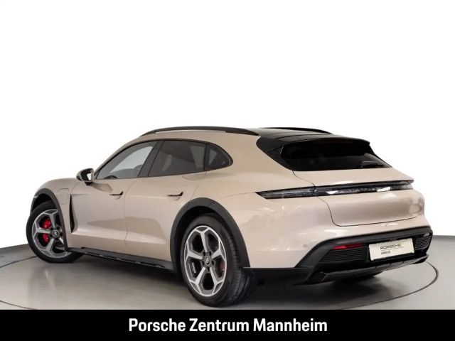 Porsche Taycan 4S Cross Turismo