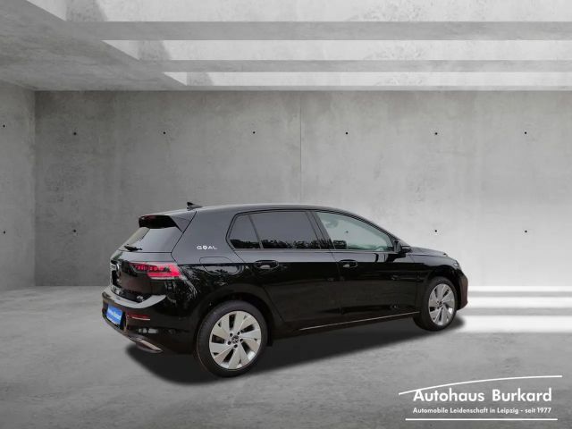 Volkswagen Golf 1.5 eTSI DSG