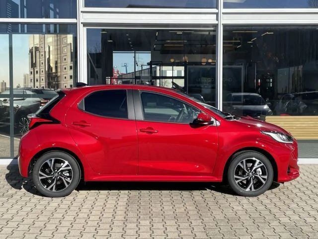 Toyota Yaris Hatchback Hybride VVT-i