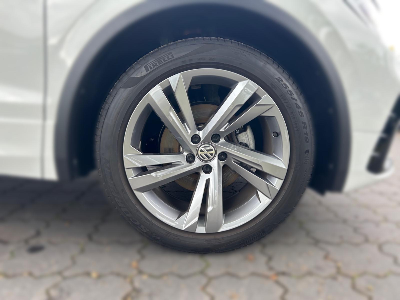 Volkswagen Tiguan 2.0 TDI DSG R-Line