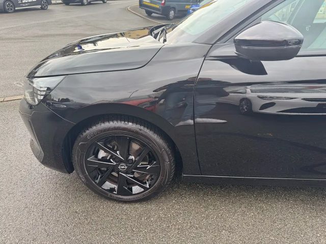 Opel Corsa inkl. Allwetterreifen & Komfort-Paket