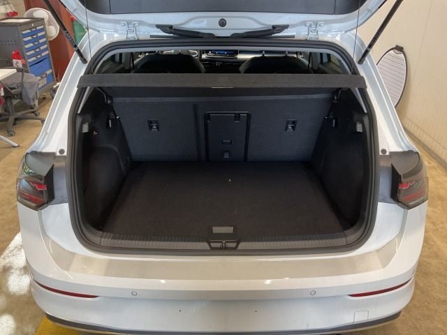 Volkswagen Golf 1.5 eTSI DSG Golf VIII