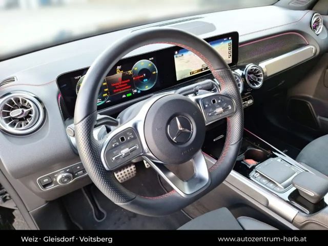 Mercedes-Benz EQB 300 4MATIC AMG Line