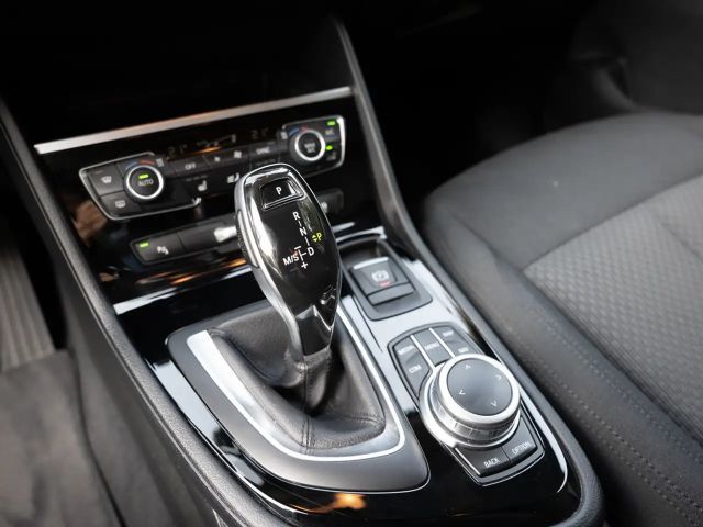 BMW 218 Active Tourer Advantage pakket