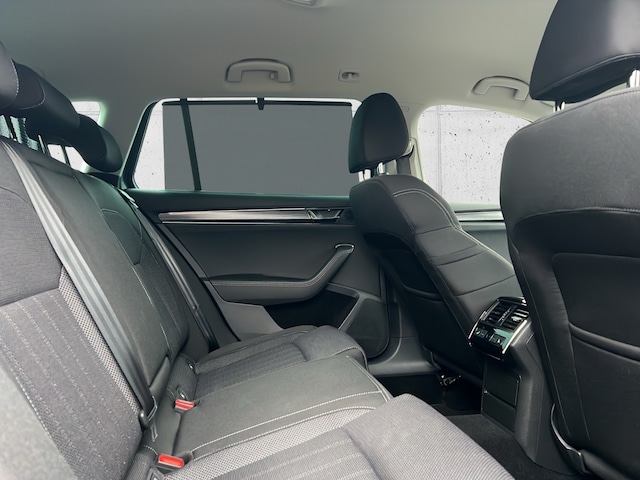 Skoda Superb 2.0 TSI 4x4 Combi Style Style