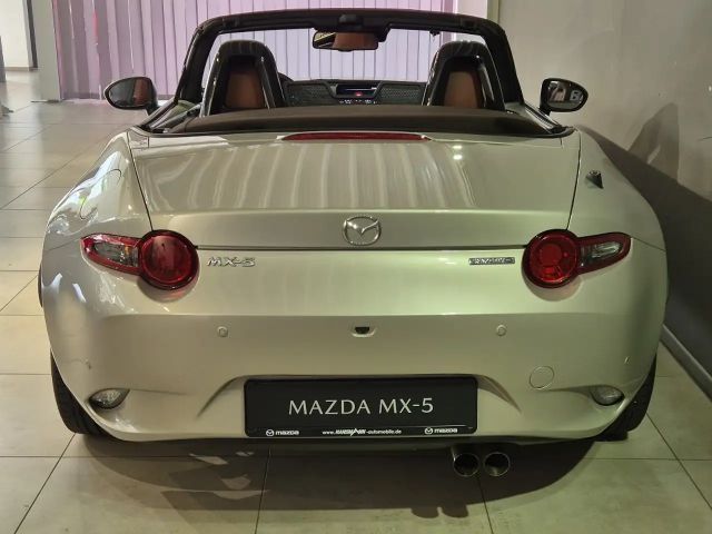 Mazda MX-5 SkyActiv