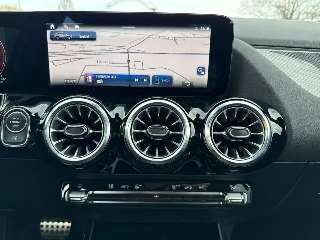 Mercedes-Benz GLA 200 4MATIC GLA 200 d