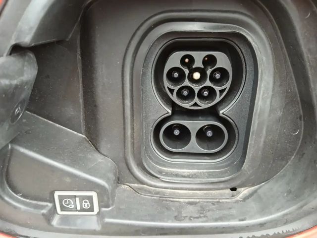 Opel Corsa Edition business+