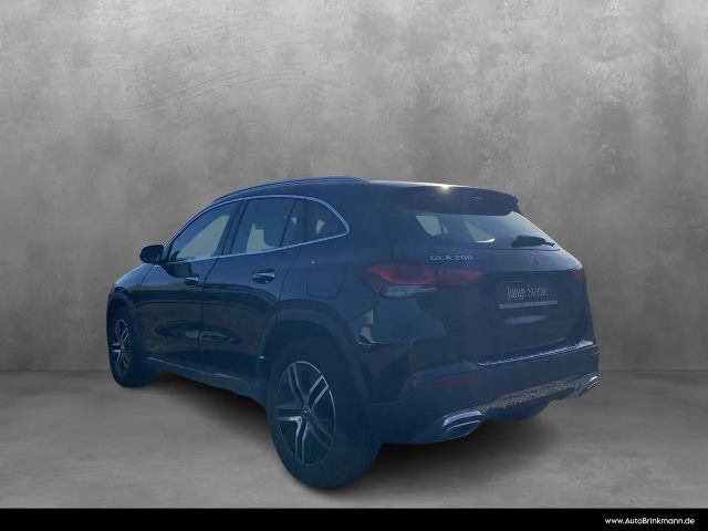 Mercedes-Benz GLA 200 Progressive
