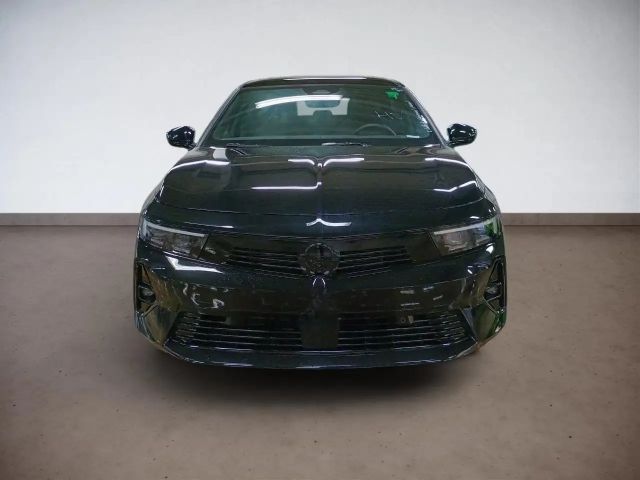 Opel Astra GS-Line Grand Sport