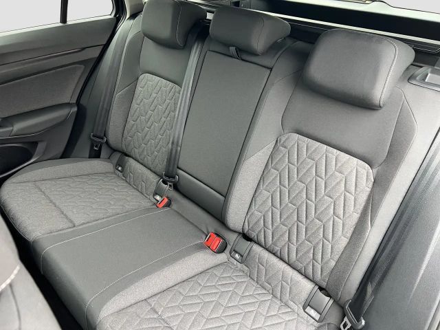 Volkswagen Golf 1.5 TSI Life Variant