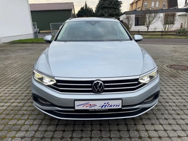 Volkswagen Passat 2.0 TDI Business DSG Variant