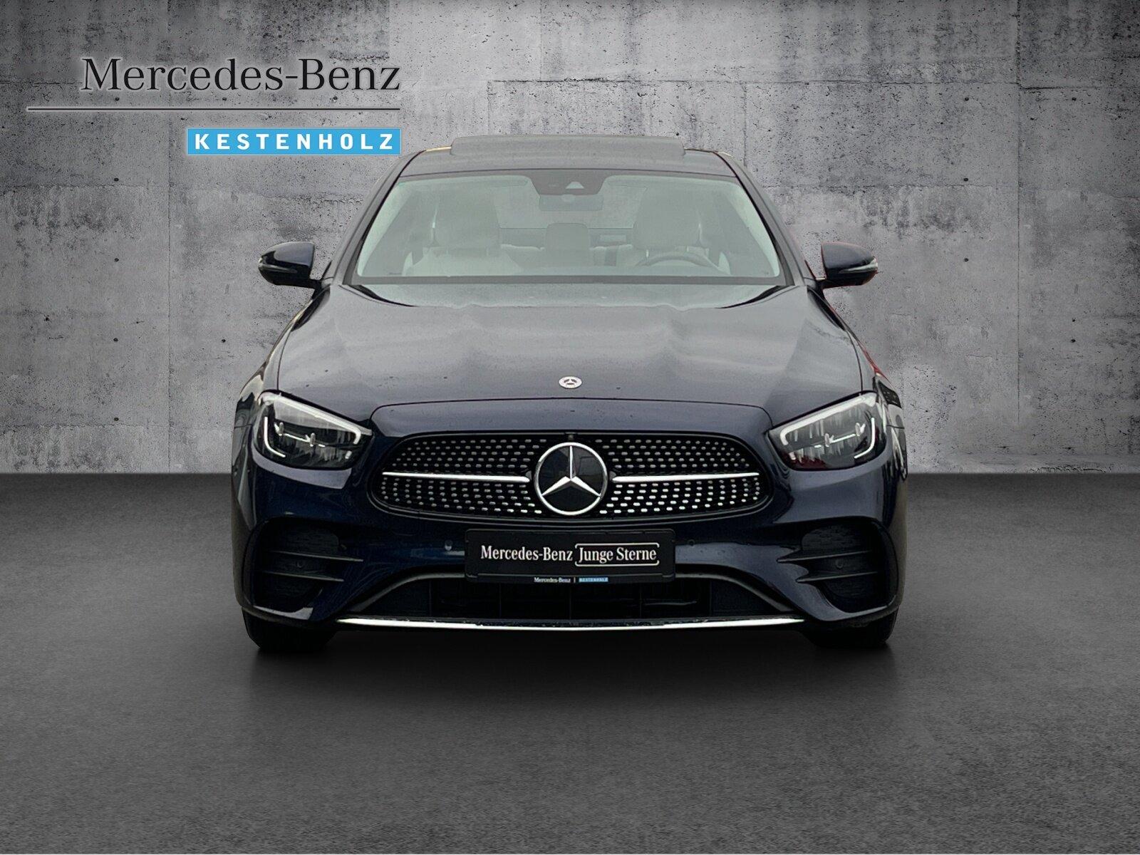 Mercedes-Benz E 300 AMG Line Sedan