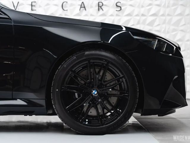 BMW M5 Touring PANORAMA AHK B&W COMFORT-PAKET ALLBLACK