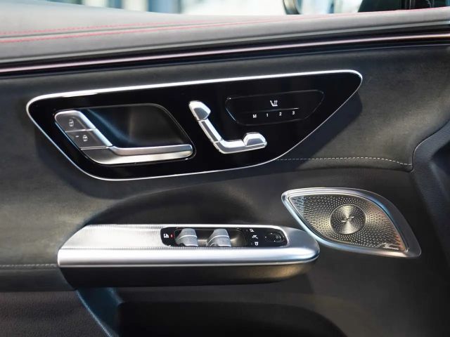 Mercedes-Benz EQE SUV 300 AMG Line