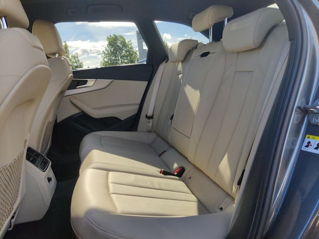 Audi A4 45 TFSI Avant Quattro S-Line S-Tronic