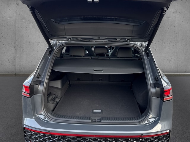 Volkswagen Tayron 2.0 TDI DSG 4M R-Line IQ.LIGHT Pano Navi