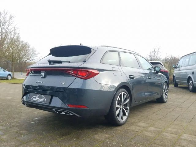 Seat Leon 1.5 eTSI FR-lijn Sportstourer