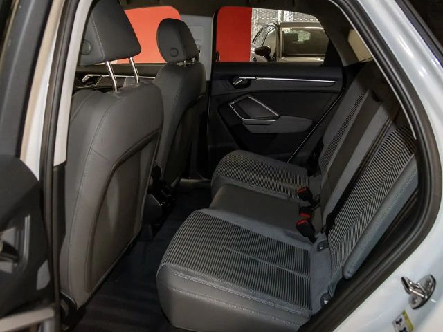 Audi Q3 35 TFSI S-Line S-Tronic