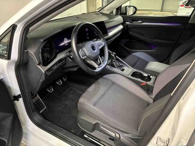 Volkswagen Golf 1.5 TSI Golf VIII IQ.Drive