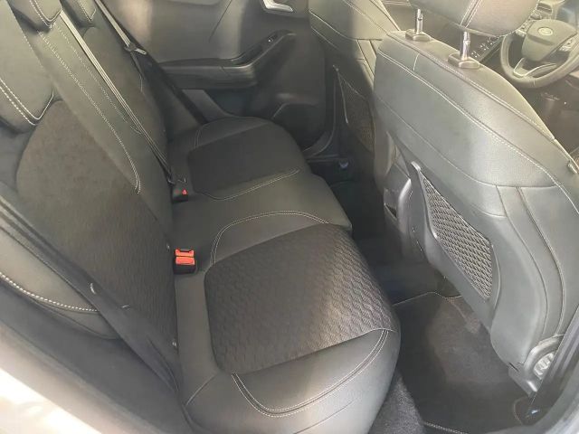 Ford Puma EcoBoost Titanium