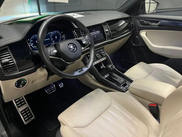 Skoda Kodiaq L&K *19Zoll*PANORAMA*360*LEDER/Beige*ACC*Family*