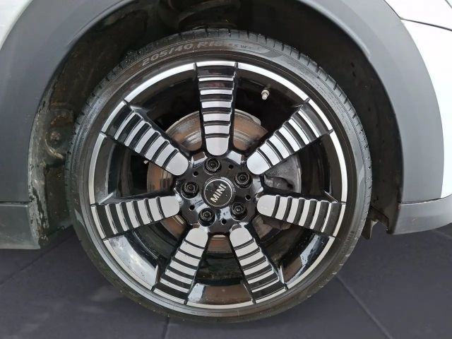 MINI Cooper S Classic Trim Aut. Navi Leder RFK Sitzh.