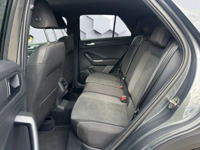 Volkswagen T-Roc 1.5 TSI DSG R-Line