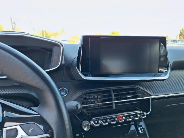 Peugeot E-2008 Allure Pack