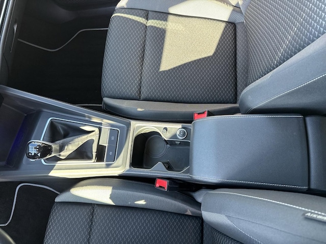 Volkswagen Golf TSI CarPlay/Black/AHK/Virt/ACC/LED