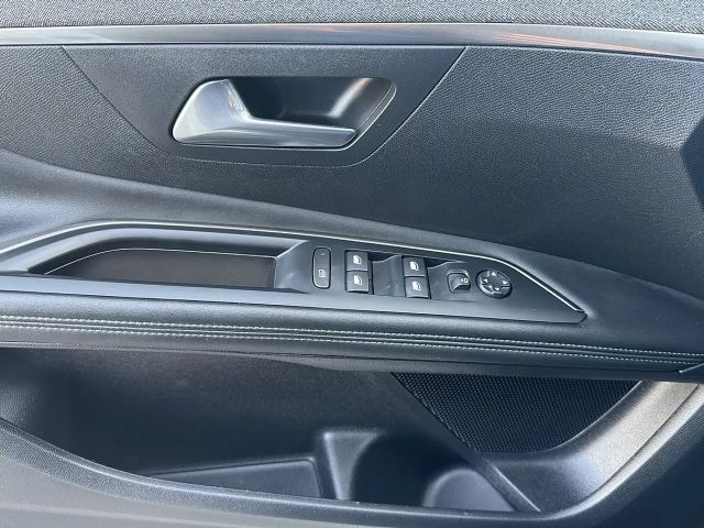 Peugeot 3008 Allure Pack EAT8 PureTech