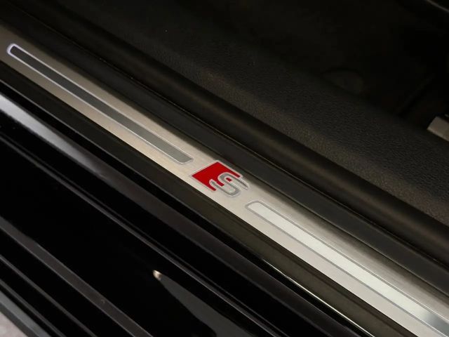 Audi A4 40 TFSI Avant Competition