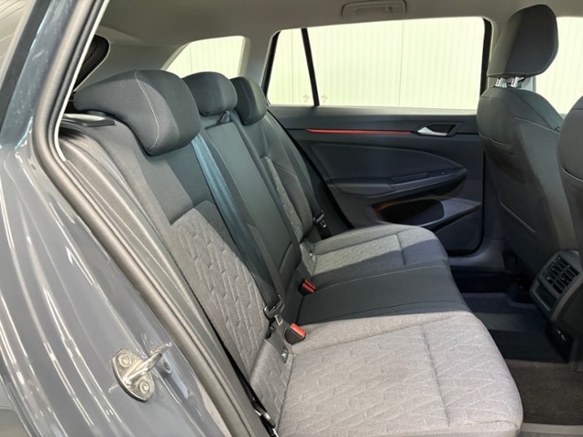 Volkswagen Golf 1.5 eTSI DSG Golf VIII Variant