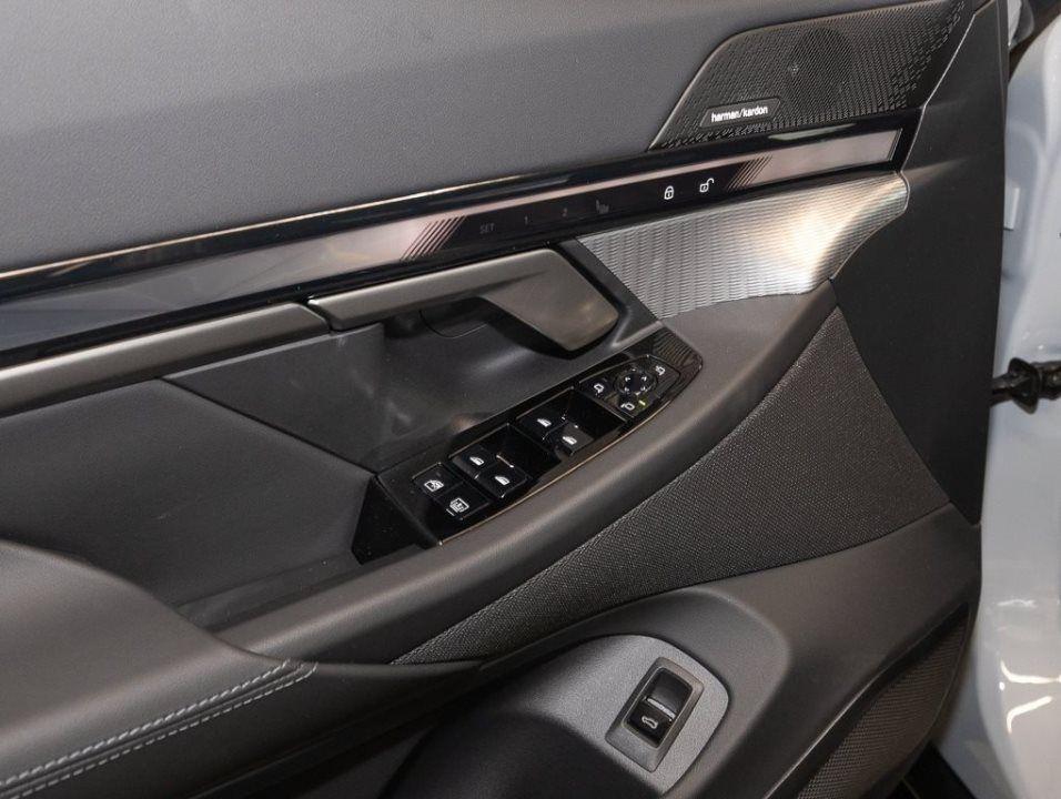 BMW i5 Sedan eDrive40