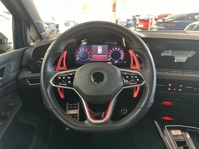 Volkswagen Golf GTI Style