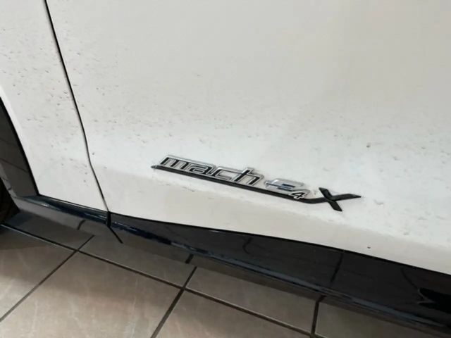 Ford Mustang Mach-E AWD Extended range