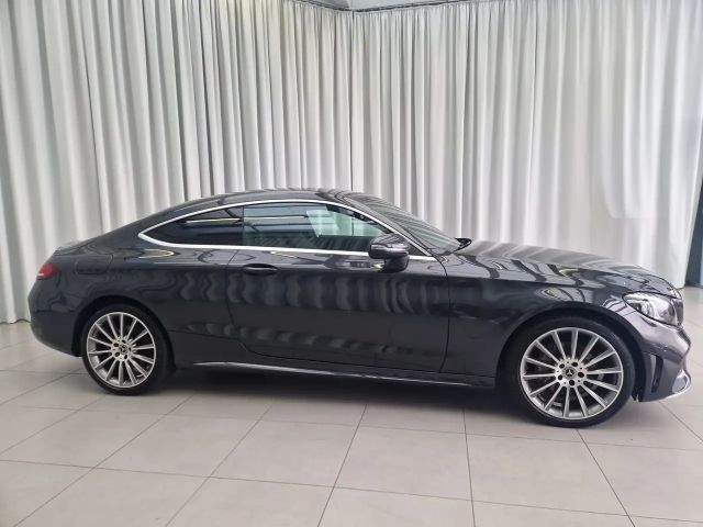 Mercedes-Benz C 220 4MATIC C 220 d Coupé