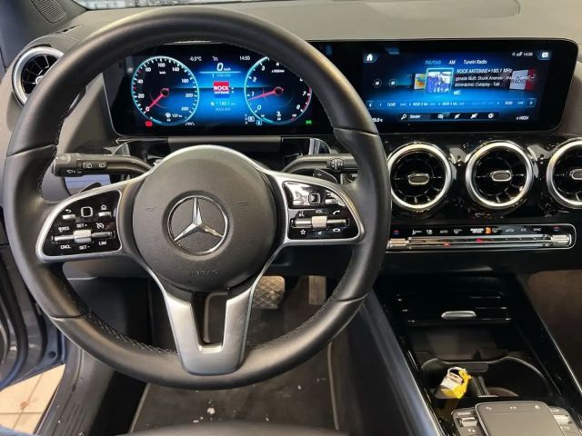 Mercedes-Benz B 200 4MATIC Progressive