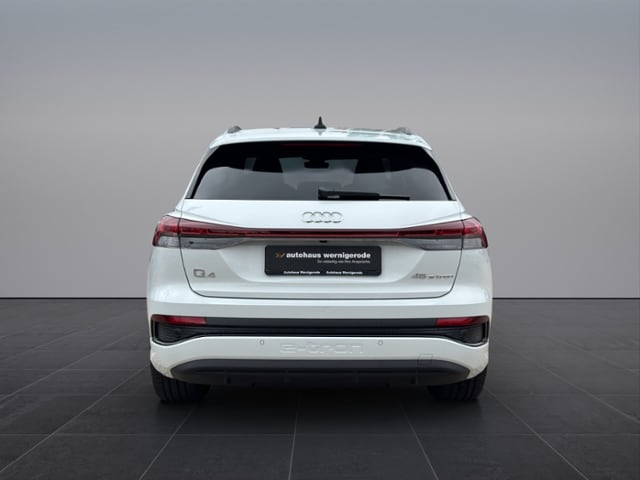 Audi Q4 e-tron Compact 45 e-tron Audi Q4 e-tron