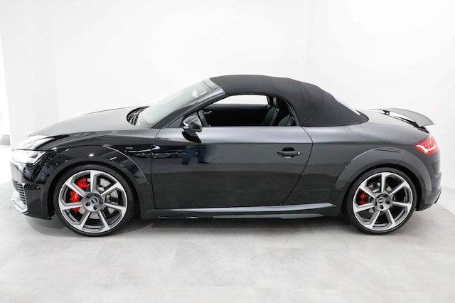 Audi TT RS Quattro Roadster S-Tronic